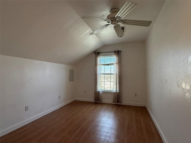 507 E 18th ST, Georgetown, TX 78626