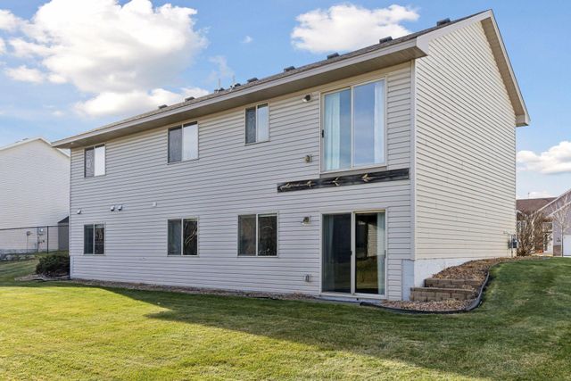 1340 Evergreen Place, Mayer, MN 55360