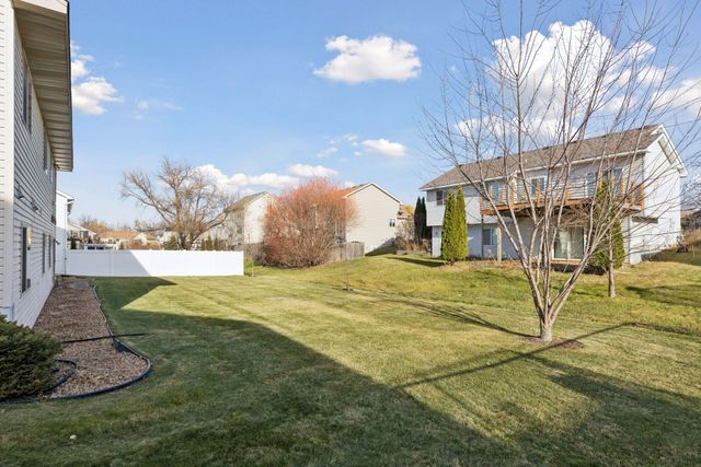 1340 Evergreen Place, Mayer, MN 55360