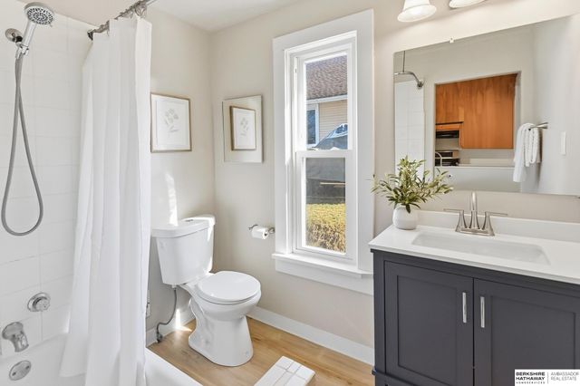 6331 Binney Street, Omaha, NE 68104