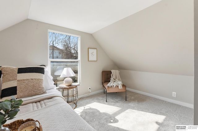 6331 Binney Street, Omaha, NE 68104