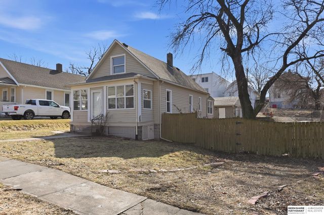 6331 Binney Street, Omaha, NE 68104