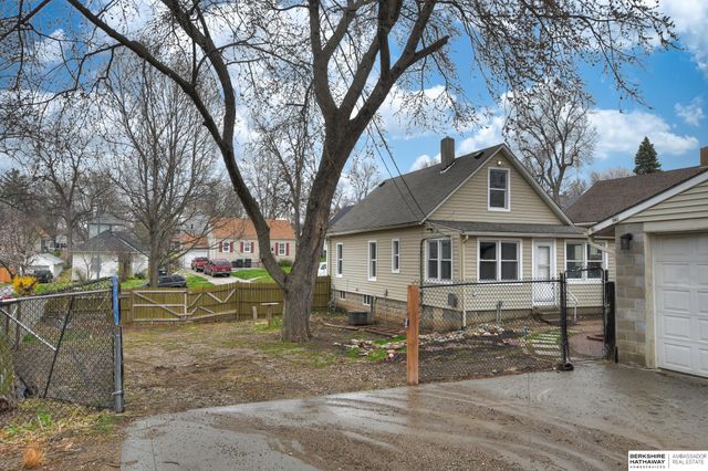 6331 Binney Street, Omaha, NE 68104