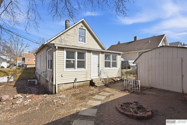 6331 Binney Street, Omaha, NE 68104