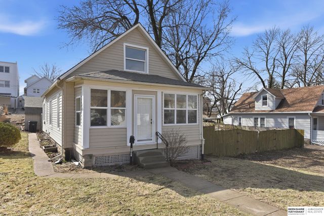 6331 Binney Street, Omaha, NE 68104