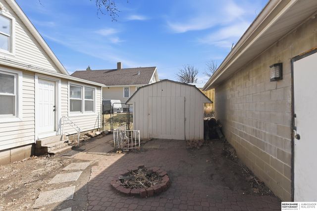 6331 Binney Street, Omaha, NE 68104