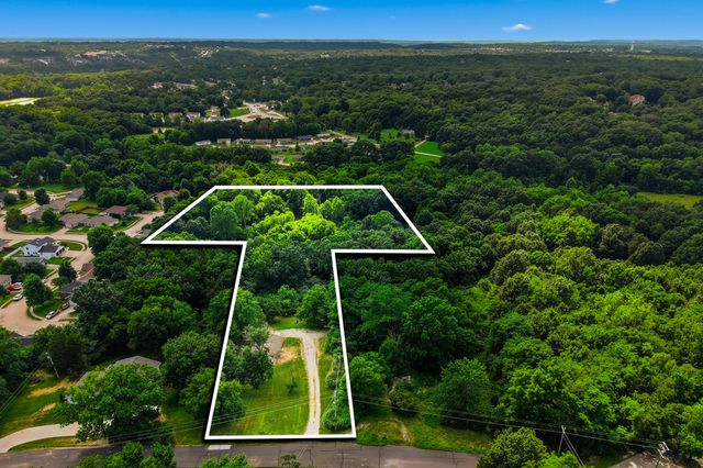 6481 OLD VILLAGE RD, Columbia, MO 65203