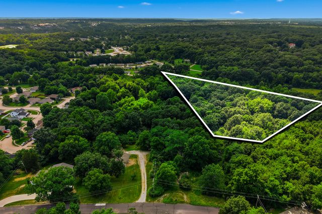 6481 OLD VILLAGE RD, Columbia, MO 65203
