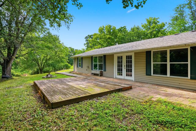 6481 OLD VILLAGE RD, Columbia, MO 65203