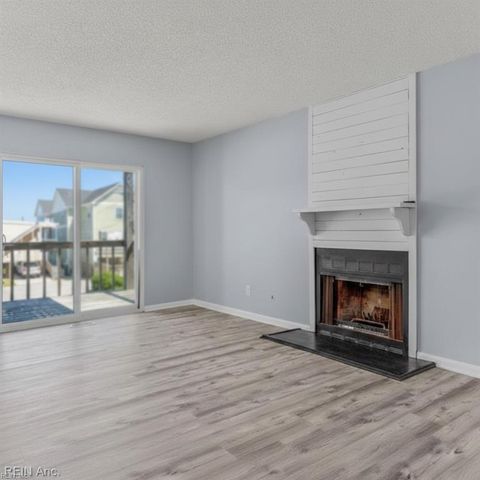 737 W Ocean View Ave Apt A, Norfolk, VA 23503