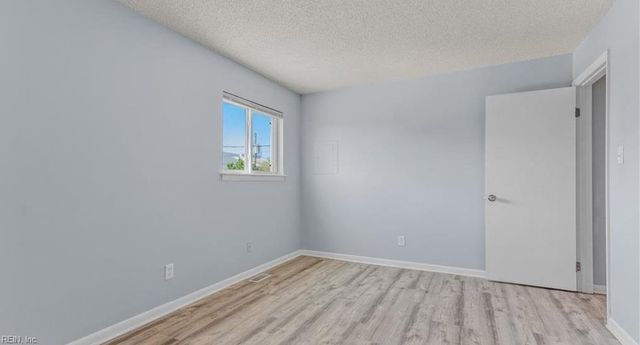 737 W Ocean View Ave Apt A, Norfolk, VA 23503