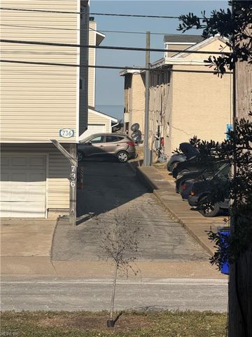 737 W Ocean View Ave Apt A, Norfolk, VA 23503