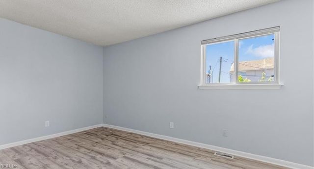 737 W Ocean View Ave Apt A, Norfolk, VA 23503