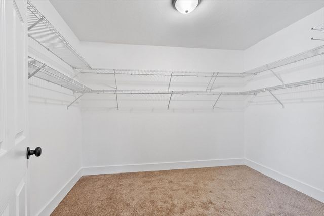 120 Townsend Sreet 2, Pepperell, MA 01463