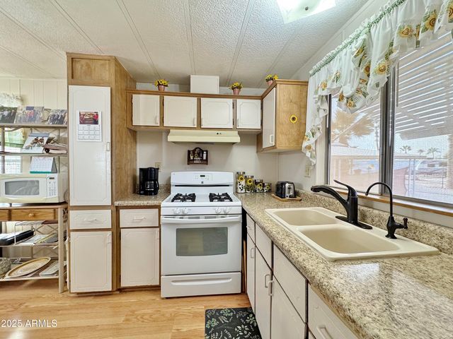 120 W ONEIL Drive 71, Casa Grande, AZ 85122