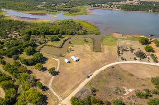 180 Comanche Trail, Nocona, TX 76255