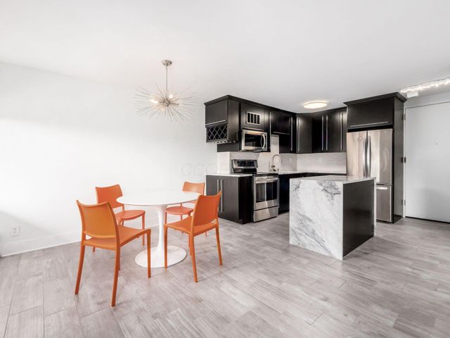 1000 Urlin Avenue, 622, Columbus, OH 43212