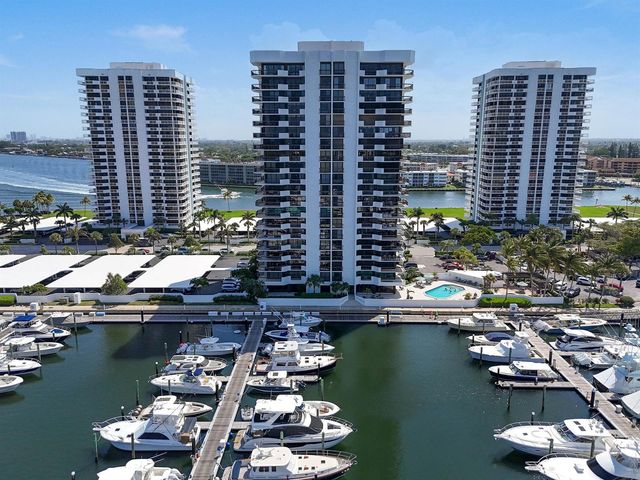 108 Lakeshore Drive 140, North Palm Beach, FL 33408