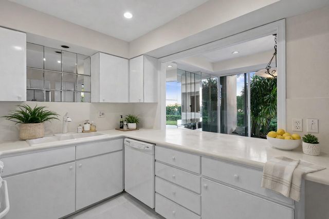 108 Lakeshore Drive 140, North Palm Beach, FL 33408