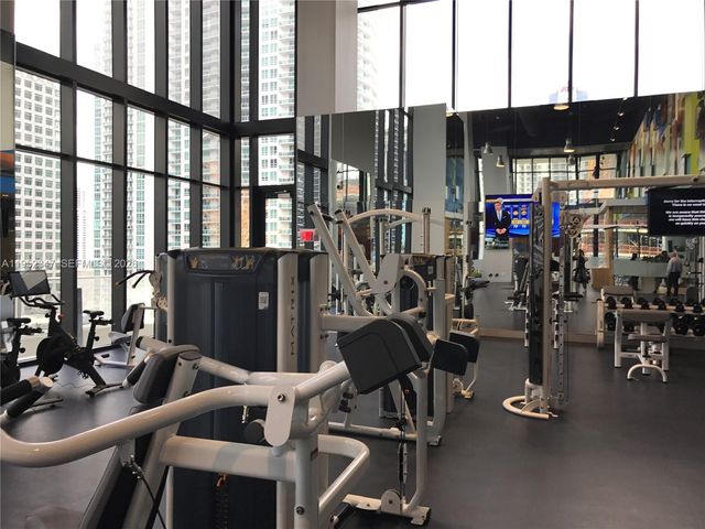 1010 BRICKELL AVE 2110, Miami, FL 33131