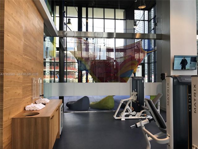 1010 BRICKELL AVE 2110, Miami, FL 33131