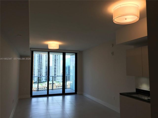 1010 BRICKELL AVE 2110, Miami, FL 33131