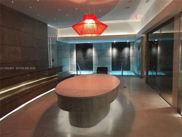 1010 BRICKELL AVE 2110, Miami, FL 33131