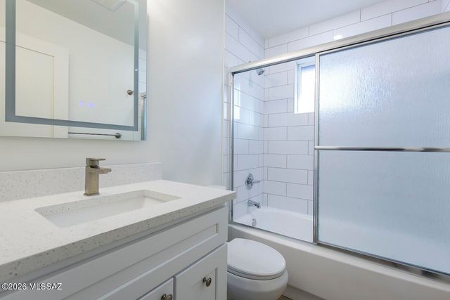 1423 N Venice Avenue, Tucson, AZ 85712