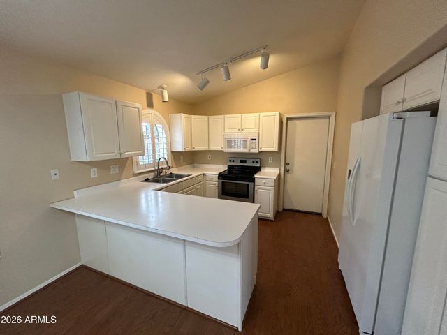 12813 W PALM Lane, Avondale, AZ 85392