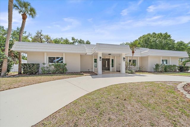 1734 RIVIERA CIRCLE, Sarasota, FL 34232