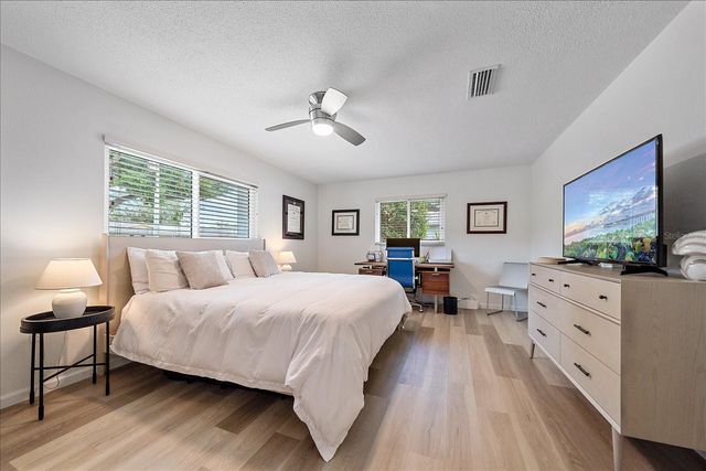 1734 RIVIERA CIRCLE, Sarasota, FL 34232