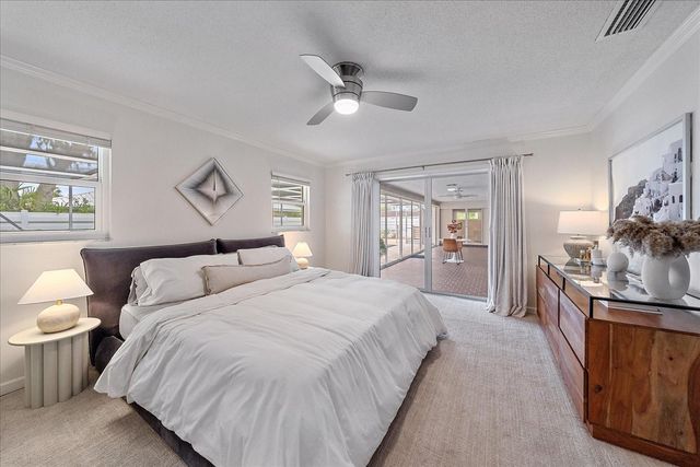 1734 RIVIERA CIRCLE, Sarasota, FL 34232