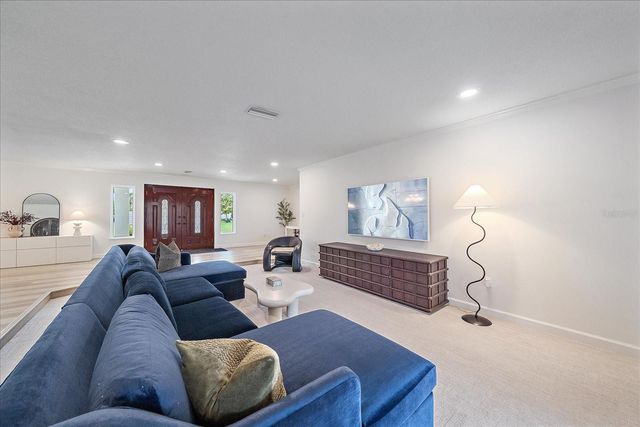 1734 RIVIERA CIRCLE, Sarasota, FL 34232