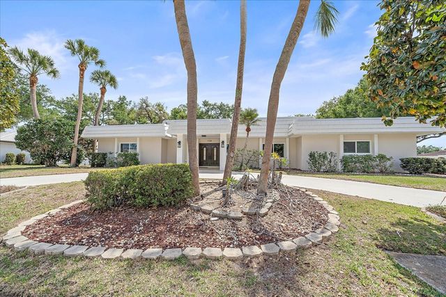 1734 RIVIERA CIRCLE, Sarasota, FL 34232