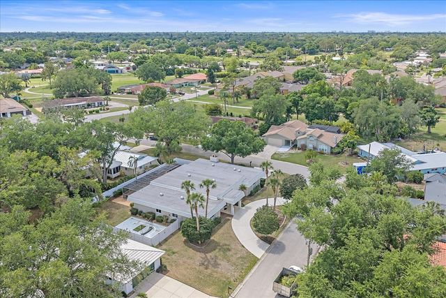 1734 RIVIERA CIRCLE, Sarasota, FL 34232