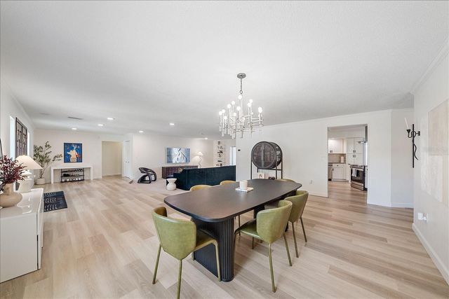 1734 RIVIERA CIRCLE, Sarasota, FL 34232