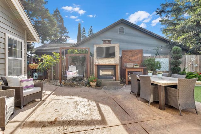 6120 Doubloon Ct, Elk Grove, CA 95758