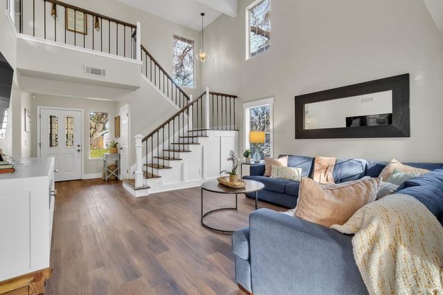 6120 Doubloon Ct, Elk Grove, CA 95758