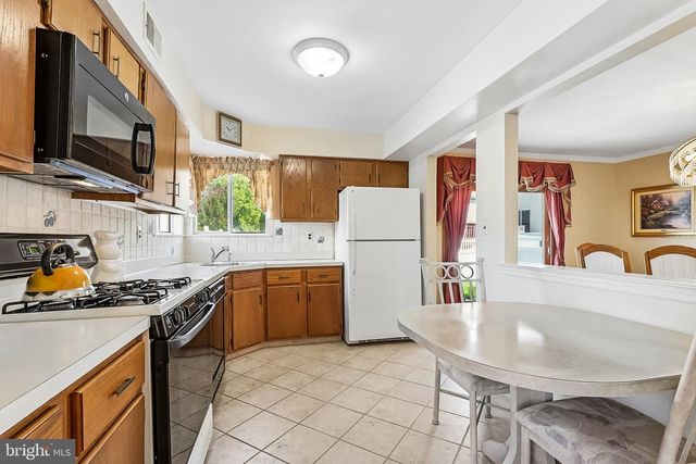 28 ALLISON RD, East Windsor Twp, NJ 08520