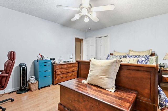 302 Summerset Lane, Summerville, SC 29483