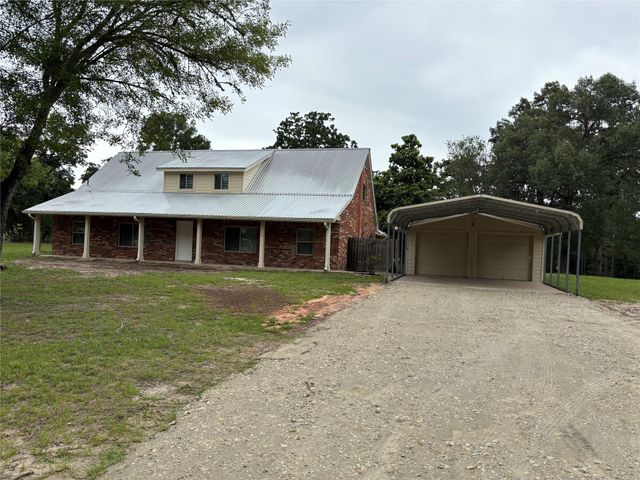 8049 Forest Hills Drive, Montgomery, TX 77316