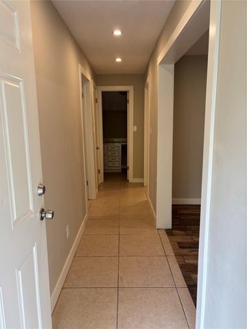 8049 Forest Hills Drive, Montgomery, TX 77316