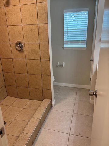 8049 Forest Hills Drive, Montgomery, TX 77316