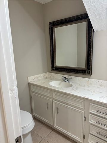 8049 Forest Hills Drive, Montgomery, TX 77316