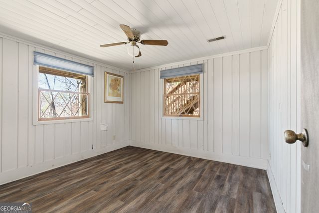 452 E Sugarbush Drive, Dillard, GA 30537