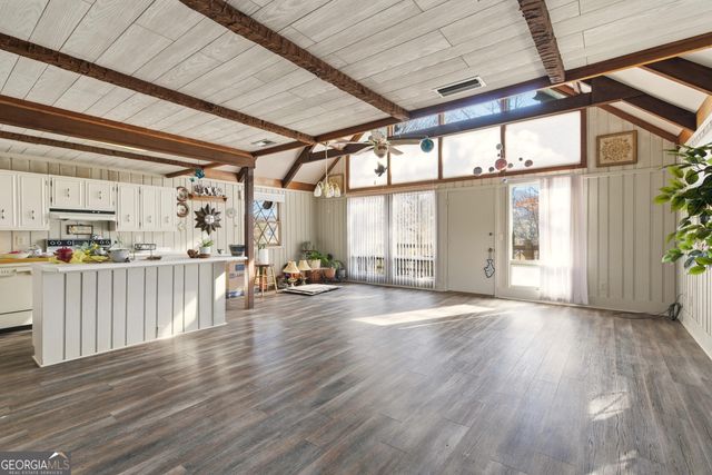 452 E Sugarbush Drive, Dillard, GA 30537