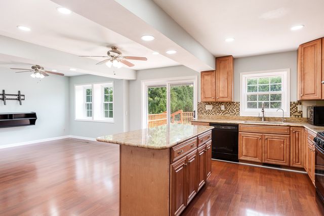 5087 Wilderness Trail, Rockford, IL 61114