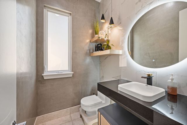 3028 Mountainview Court, Grapevine, TX 76051