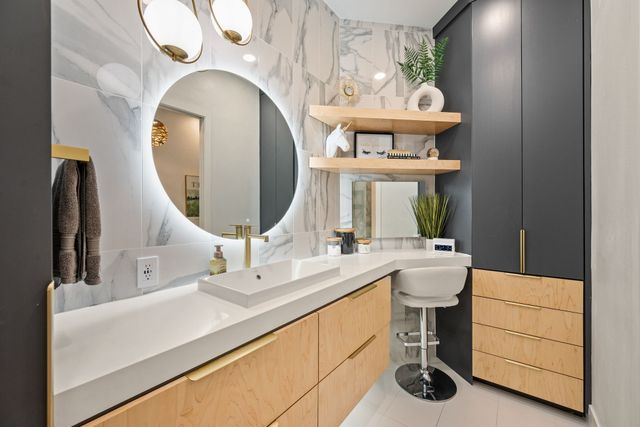 3028 Mountainview Court, Grapevine, TX 76051