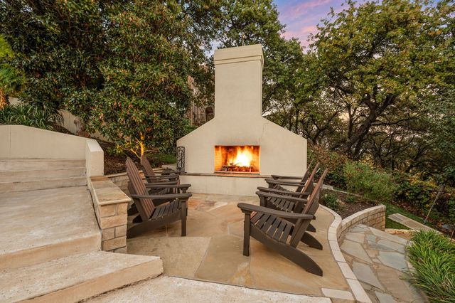 3028 Mountainview Court, Grapevine, TX 76051